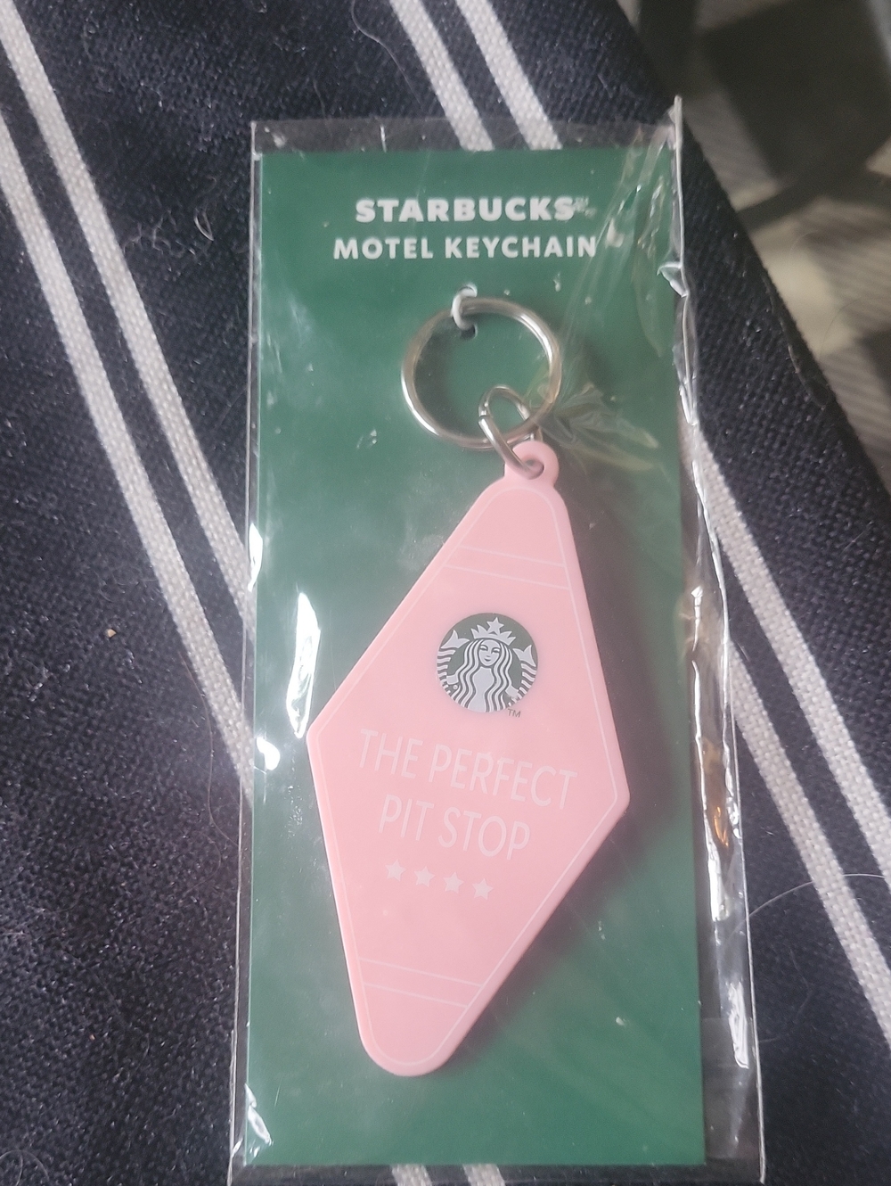 Starbucks Sealed Cool Keychain Haed To Find Color Pink Starbuck Logo